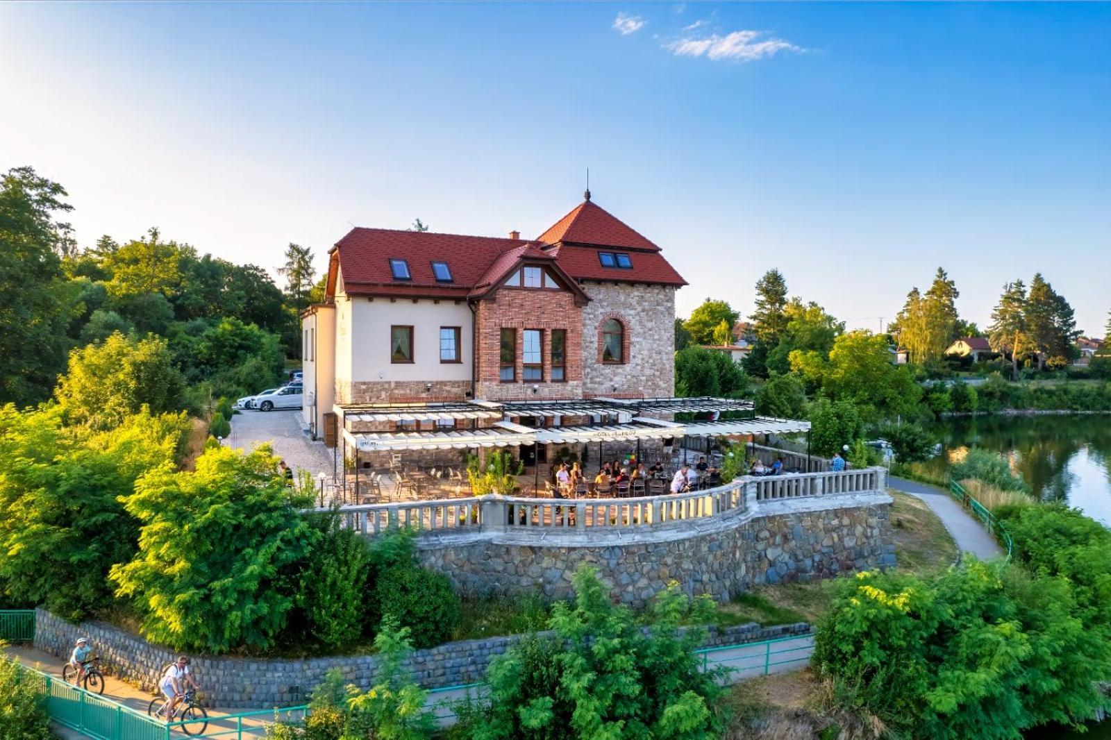 Hotel Plumlov 3*